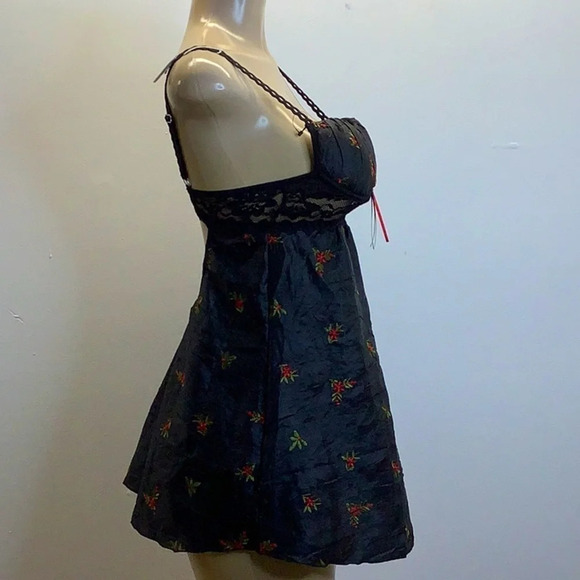 Sekssi Five Size Medium Floral Underwire Padded Cup Lingerie Dress & Thong. New - Picture 3 of 9